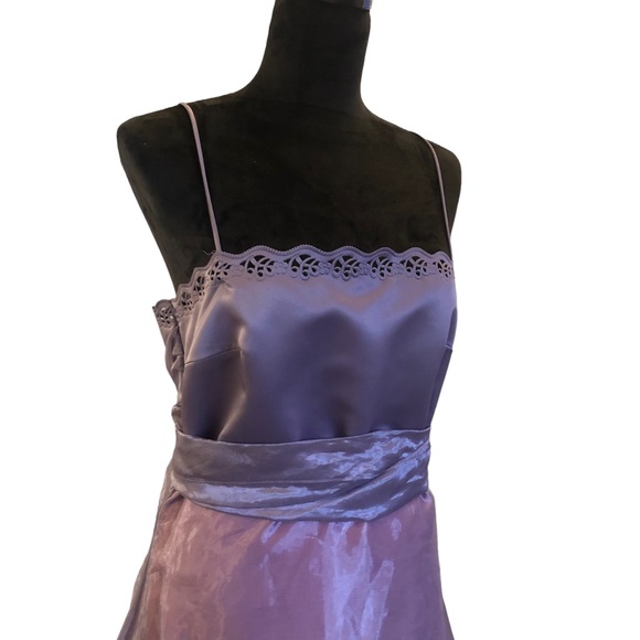 Purple Taffeta Mixed Media Formal Gown size 11/12 - Picture 5 of 12